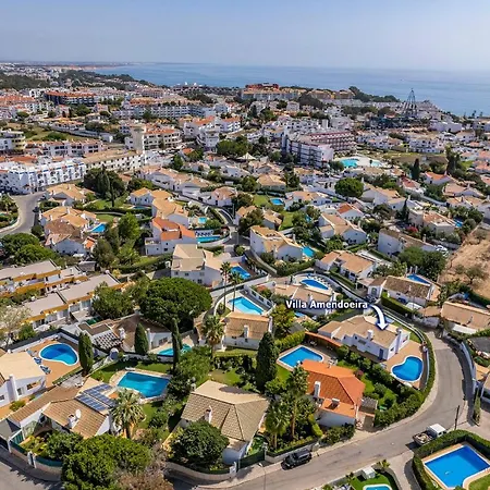 Villa Amendoeira By