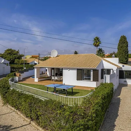 Villa Amendoeira By