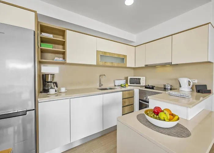 Amendoeira By 알부페이라