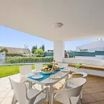 Amendoeira By אלבופיירה
